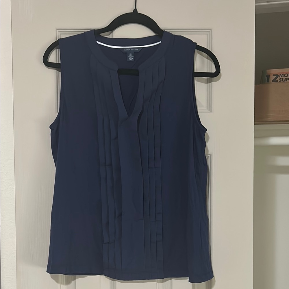 Tommy Hilfiger Blue Sleeveless Pleated Blouse